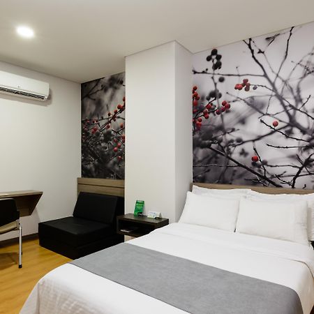 Hotel Vivre Медельїн Екстер'єр фото